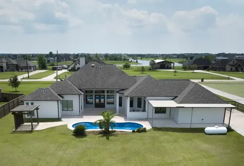 7911 Stratford Hall Drive Rosharon TX 77583