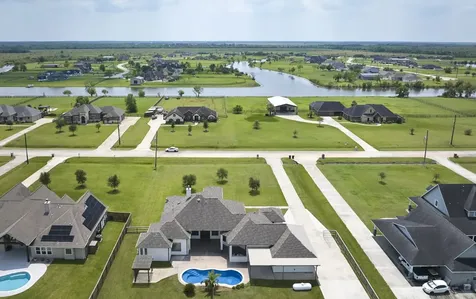 7911 Stratford Hall Drive Rosharon TX 77583