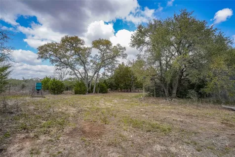 2495 Tx-159 Fayetteville TX 78940