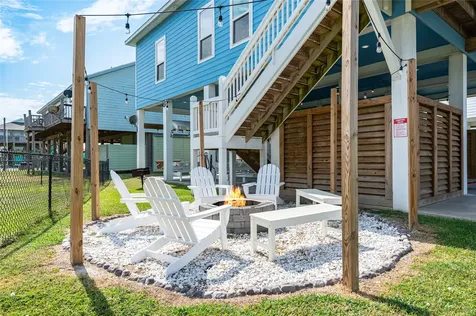 997 S Redfish Street Crystal Beach TX 77650
