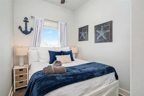 997 S Redfish Street Crystal Beach TX 77650