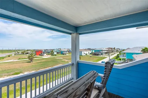 997 S Redfish Street Crystal Beach TX 77650