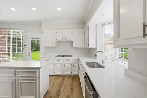 4919 Avondale Drive Sugar Land TX 77479