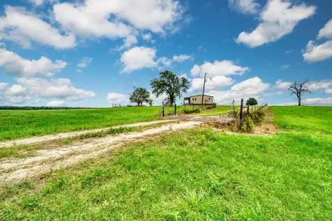 5059 County Road 132 Bedias TX 77831