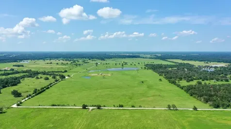 5059 County Road 132 Bedias TX 77831