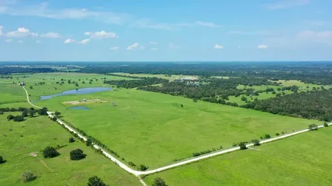 5059 County Road 132 Bedias TX 77831