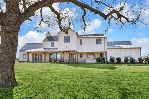 5655 Brazos Bow Way Washington TX 77880
