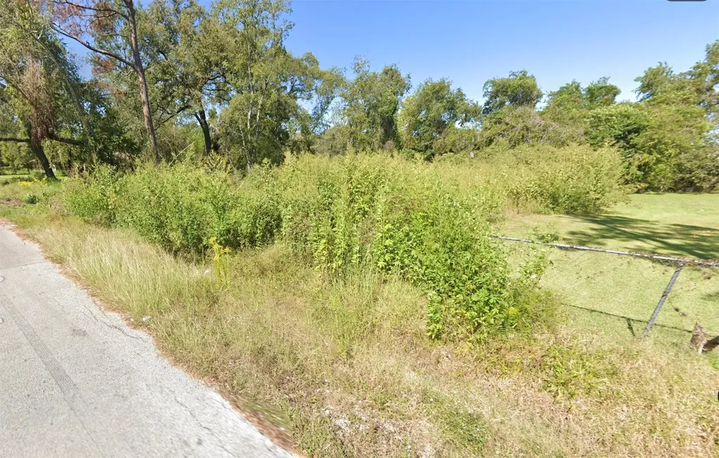 8637 Fringewood Houston TX 77028
