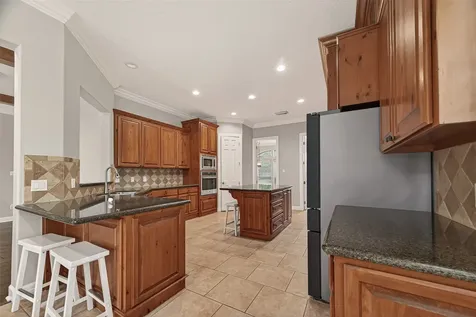 51 English Oak Court Lake Jackson TX 77566
