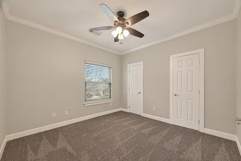 51 English Oak Court Lake Jackson TX 77566