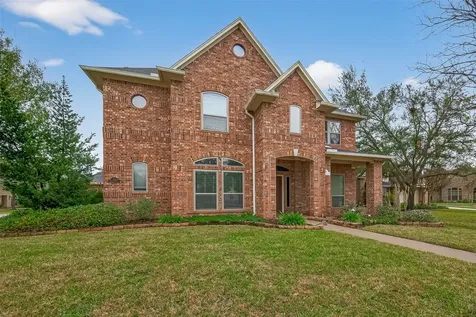 51 English Oak Court Lake Jackson TX 77566