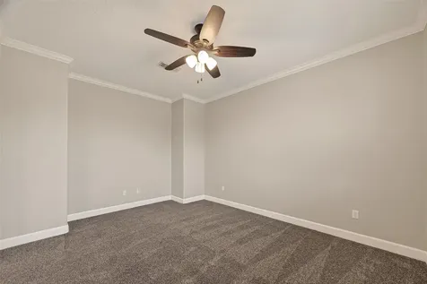 51 English Oak Court Lake Jackson TX 77566