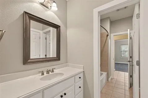 51 English Oak Court Lake Jackson TX 77566