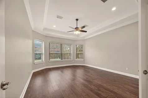 51 English Oak Court Lake Jackson TX 77566