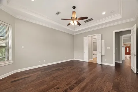51 English Oak Court Lake Jackson TX 77566