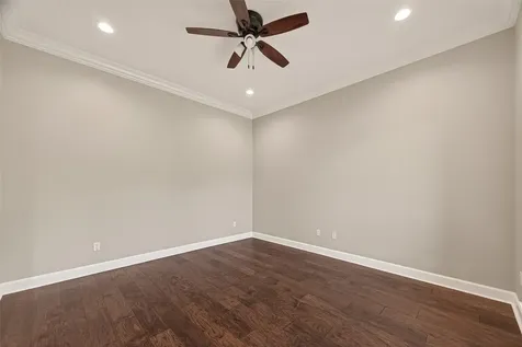 51 English Oak Court Lake Jackson TX 77566