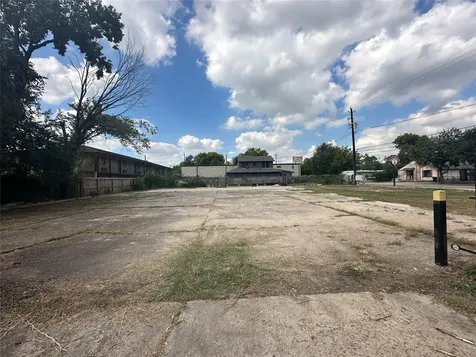 4212 Lyons Avenue Houston TX 77020