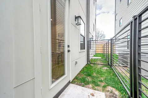 3808 Jefferson Street Houston TX 77003