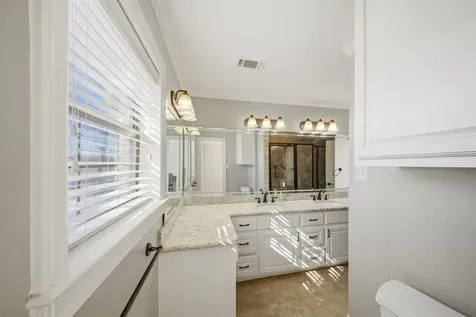 2365 S Fm 46 Franklin TX 77856