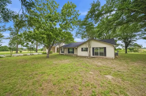 2365 S Fm 46 Franklin TX 77856
