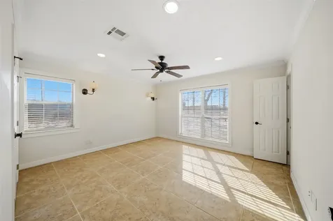 2365 S Fm 46 Franklin TX 77856