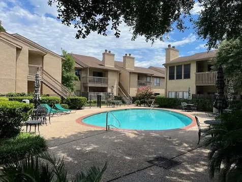 5001 Lamonte Lane 116 Houston TX 77092