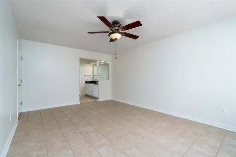 11602 Jaycreek Drive Houston TX 77070