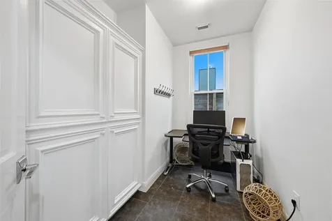 4923 Palmetto Street Bellaire TX 77401