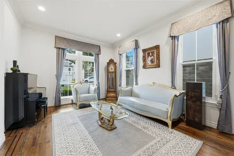 4923 Palmetto Street Bellaire TX 77401