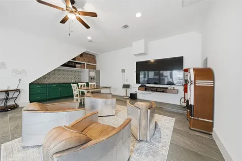 4923 Palmetto Street Bellaire TX 77401