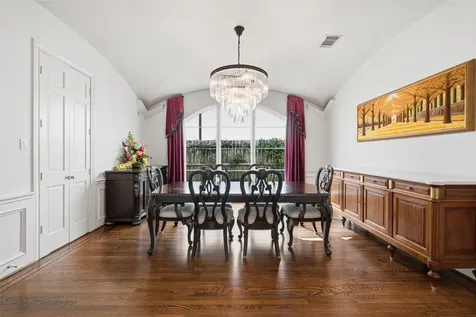 4923 Palmetto Street Bellaire TX 77401