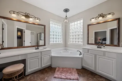 3215 Silverberry Trail Kingwood TX 77345