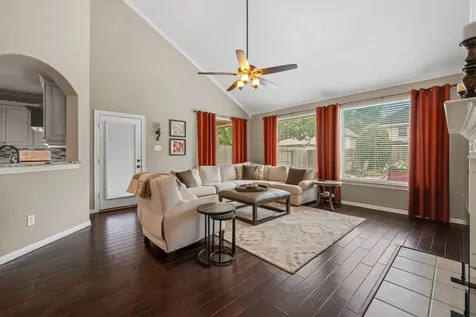 3215 Silverberry Trail Kingwood TX 77345