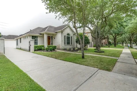 5818 Pebble Bank Lane Houston TX 77041