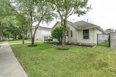 5818 Pebble Bank Lane Houston TX 77041