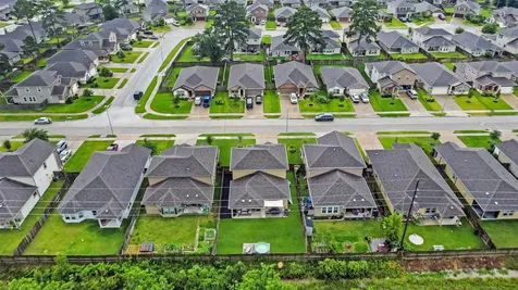 12806 N Winding Pines Drive Tomball TX 77375