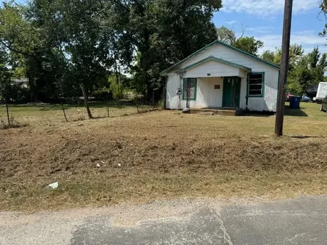 410 Montgomery Street Navasota TX 77868