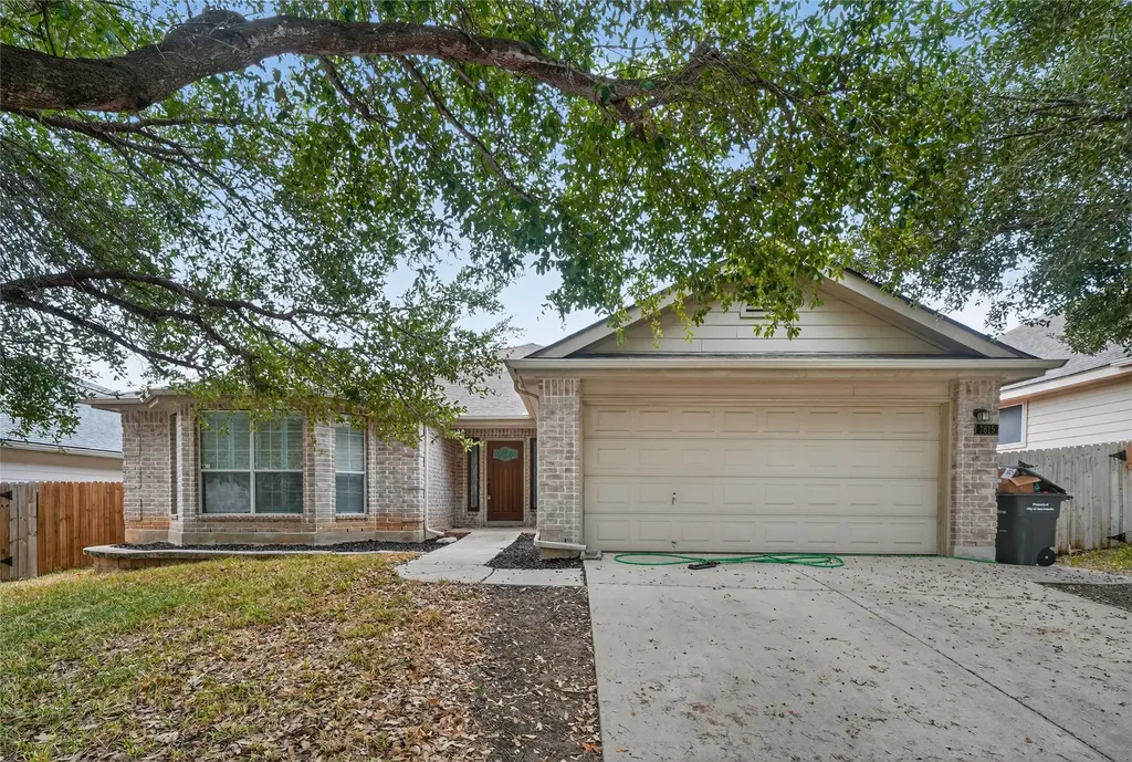 7815 Beechnut Oak San Antonio TX 78223