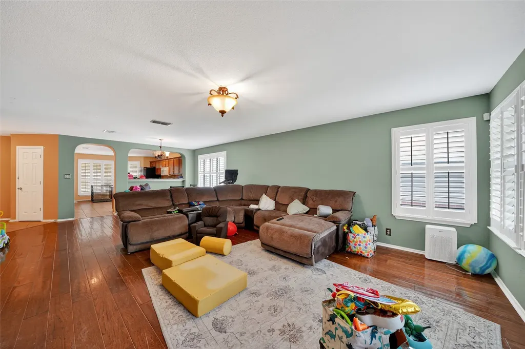 7815 Beechnut Oak San Antonio TX 78223