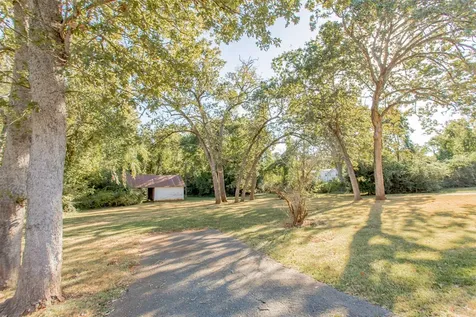 408 E Jolly Street Palestine TX 75801