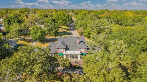 408 E Jolly Street Palestine TX 75801