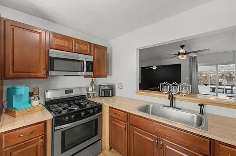 4702 Croker Ridge Road Houston TX 77053