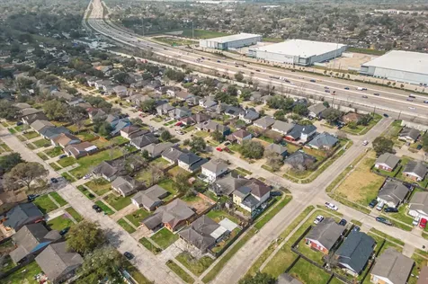 4702 Croker Ridge Road Houston TX 77053