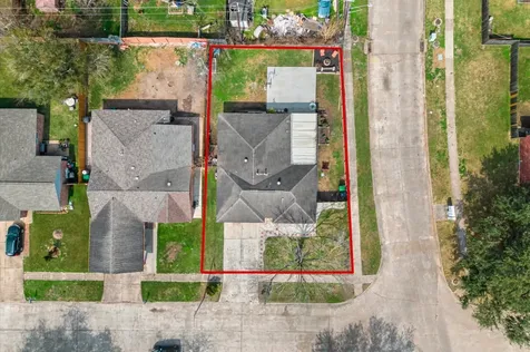 4702 Croker Ridge Road Houston TX 77053