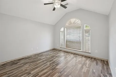10542 Parkside Drive Willis TX 77318