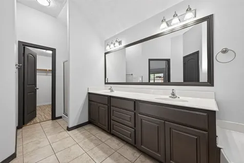 10542 Parkside Drive Willis TX 77318