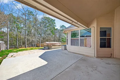 10542 Parkside Drive Willis TX 77318