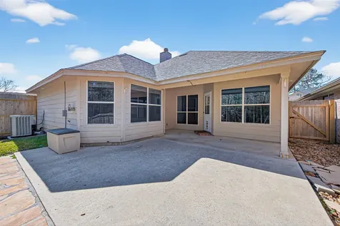10542 Parkside Drive Willis TX 77318