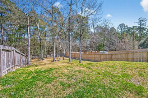 10542 Parkside Drive Willis TX 77318