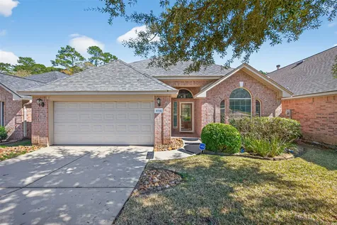 10542 Parkside Drive Willis TX 77318